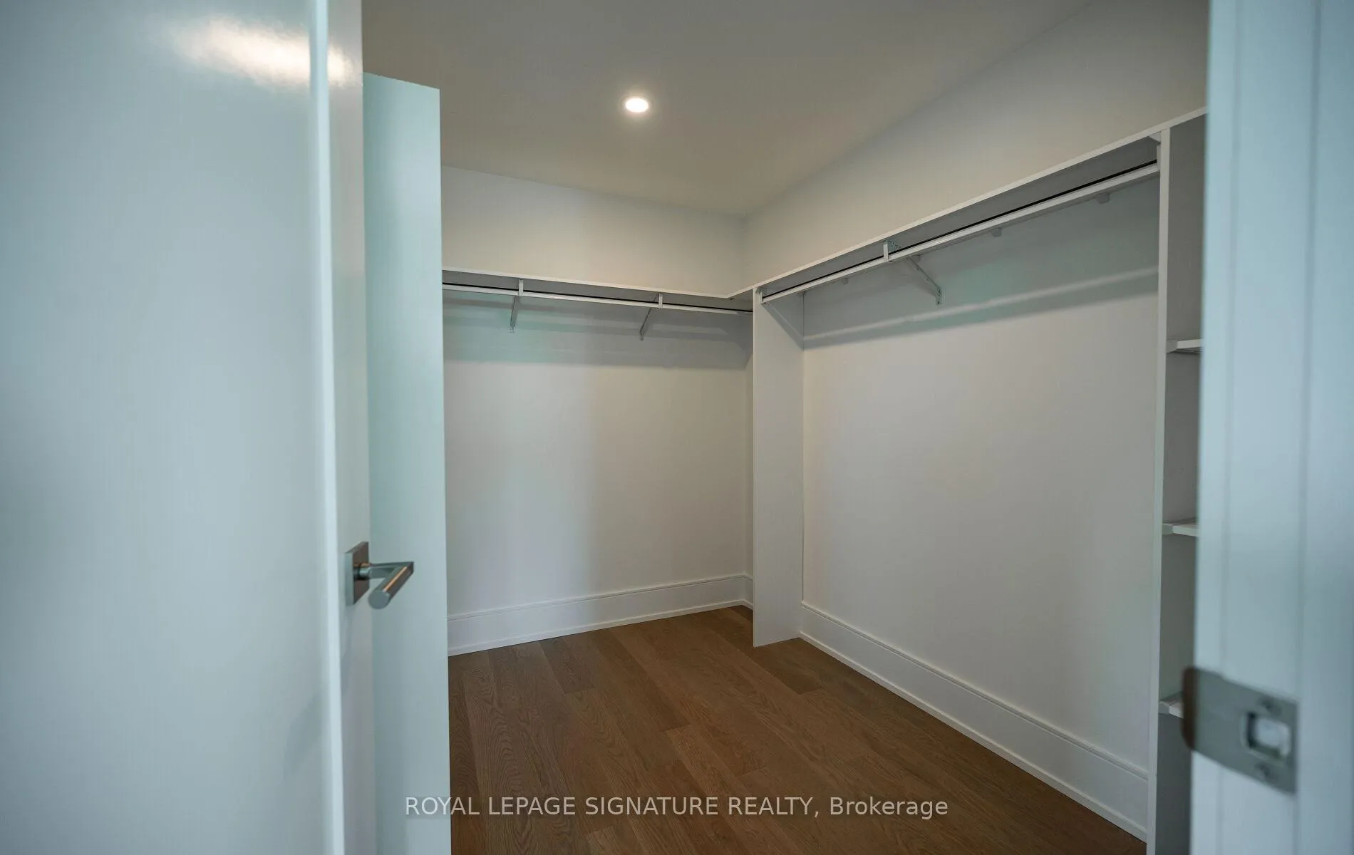 Photo 23 of Unit 309, 259 The Kingsway, Etobicoke, Edenbridge-Humber Valley — HOMEH