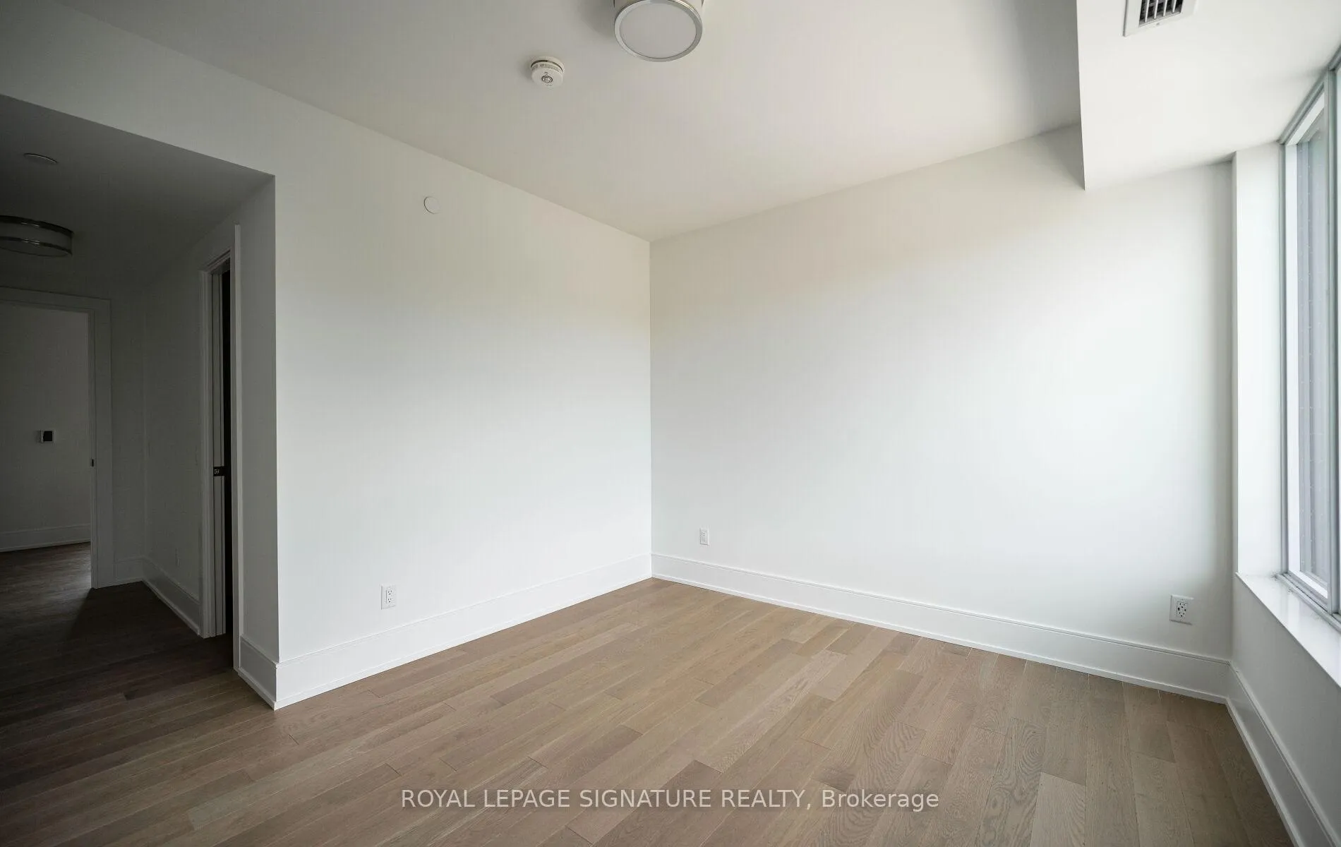 Photo 29 of Unit 309, 259 The Kingsway, Etobicoke, Edenbridge-Humber Valley — HOMEH