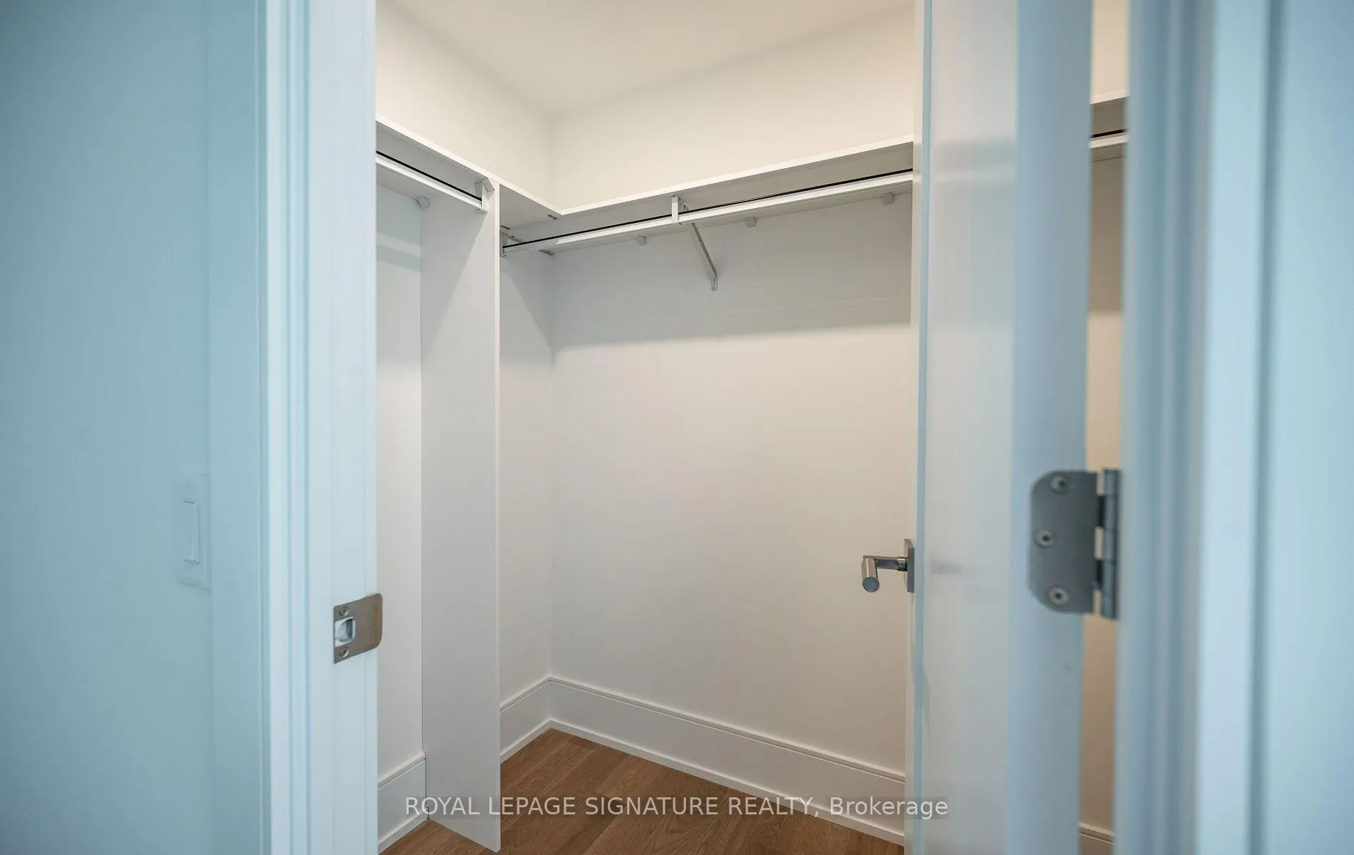 Photo 31 of Unit 309, 259 The Kingsway, Etobicoke, Edenbridge-Humber Valley — HOMEH