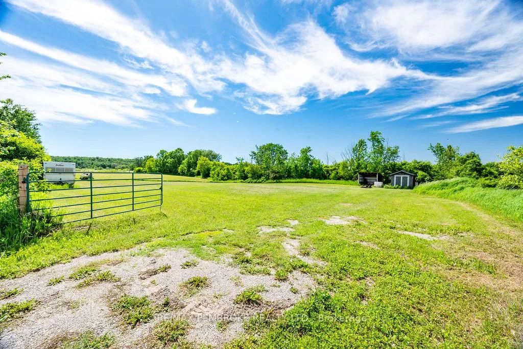 Photo 2 of 112 Cornerview Road, Whitewater Region, Whitewater Region — HOMEH