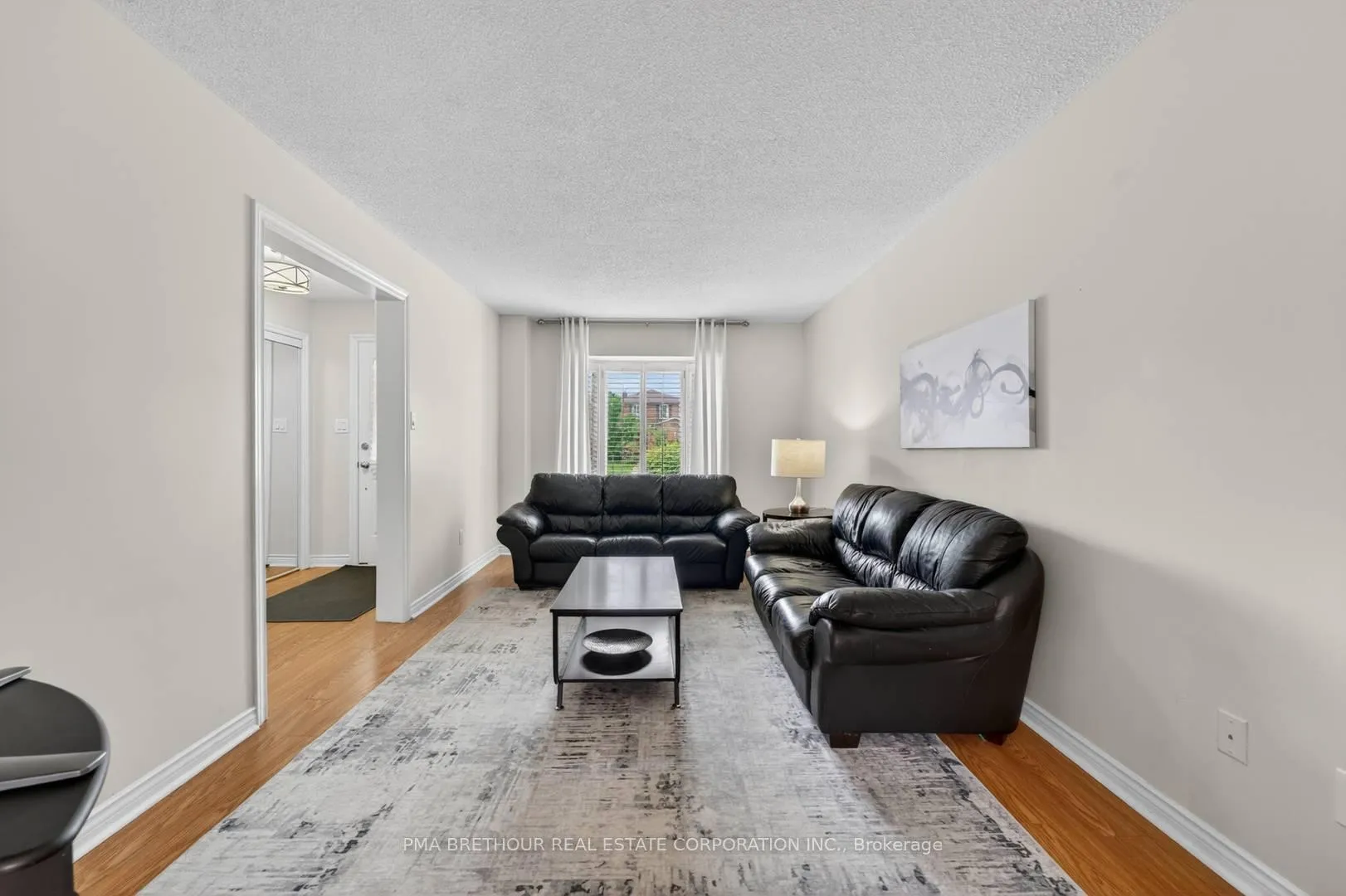 Photo 6 of 50 Patna Crescent, Vaughan, Maple — HOMEH