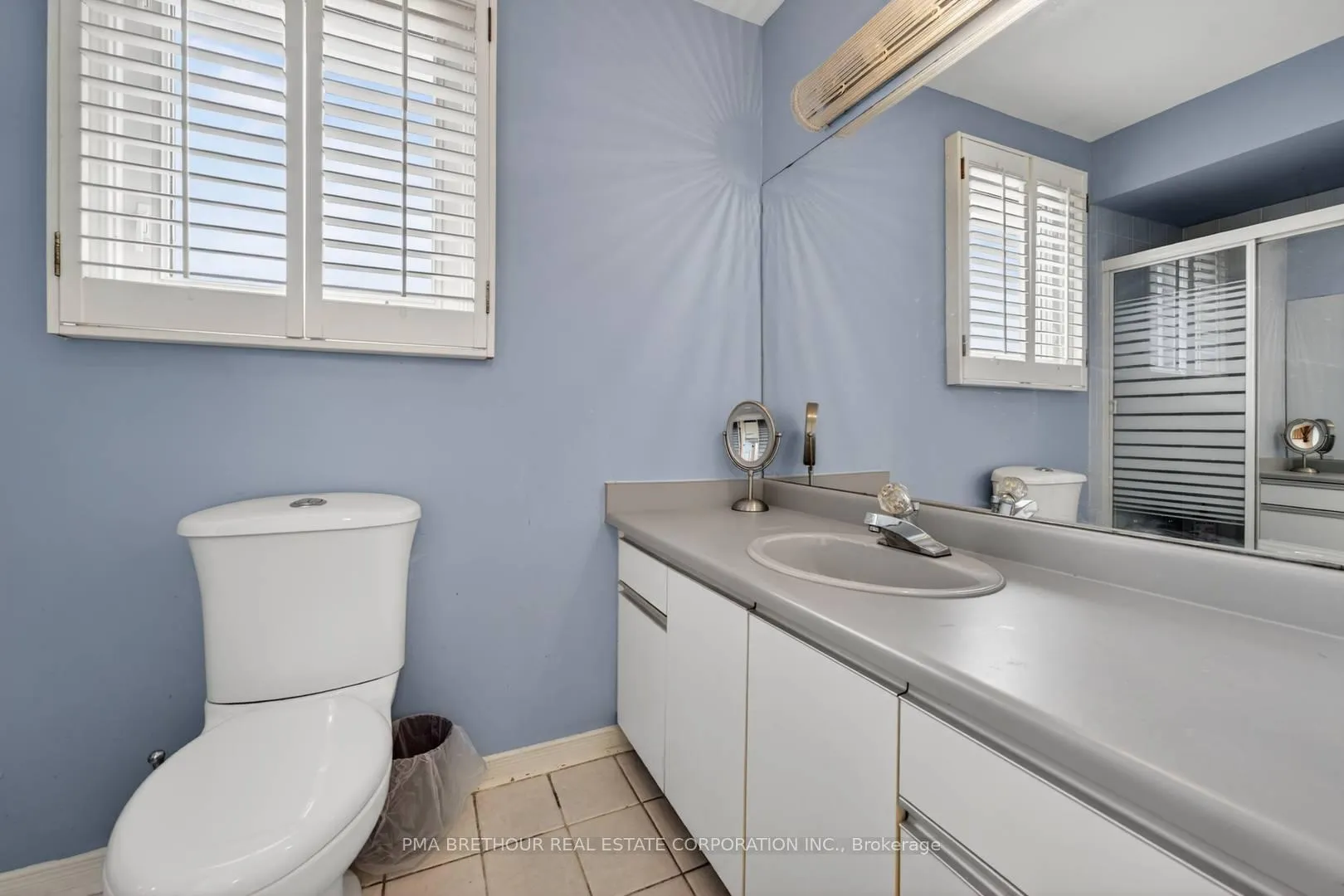 Photo 16 of 50 Patna Crescent, Vaughan, Maple — HOMEH
