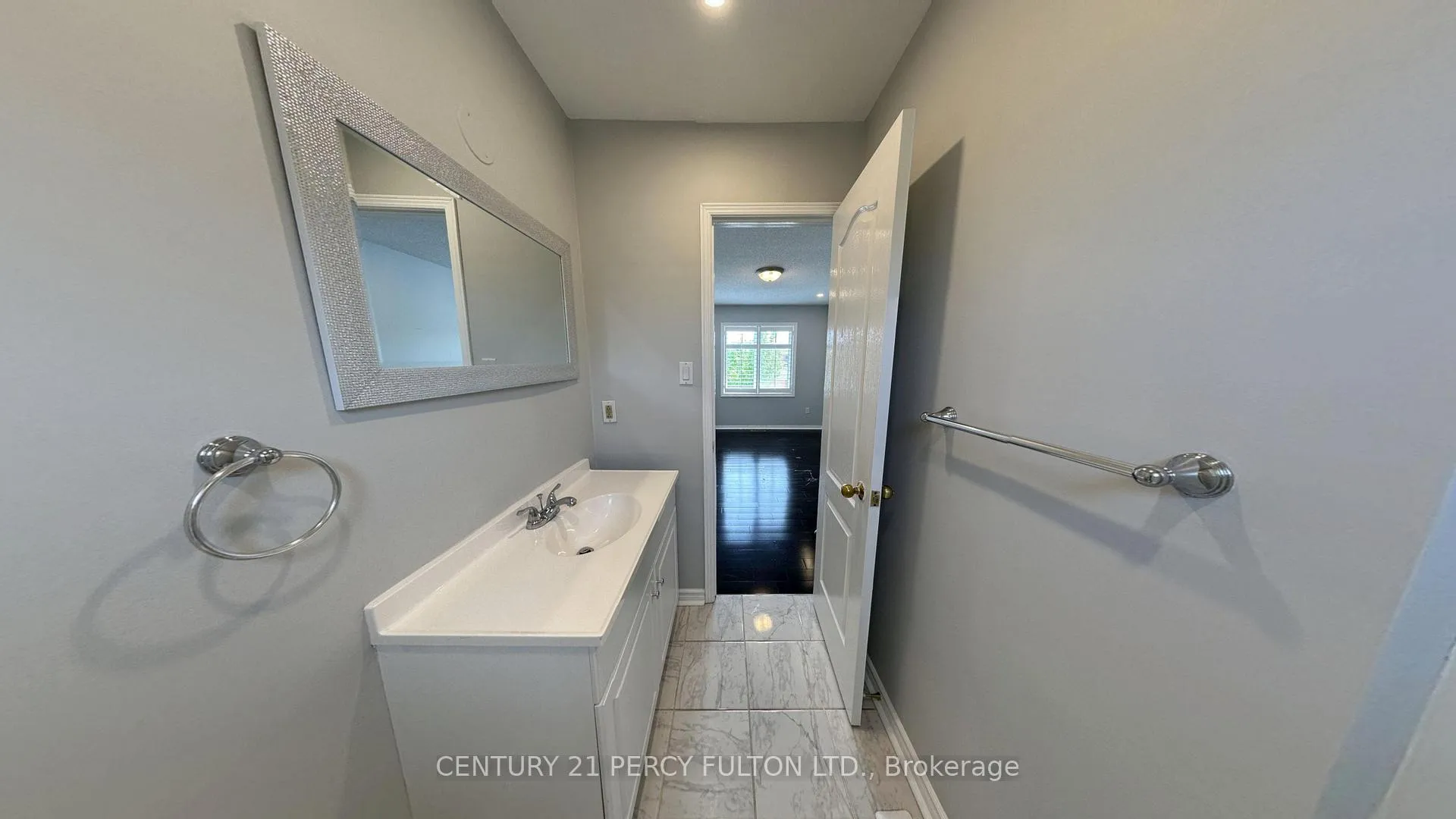 Photo 5 of 54 Rolling Acres Drive, Whitby, Rolling Acres — HOMEH