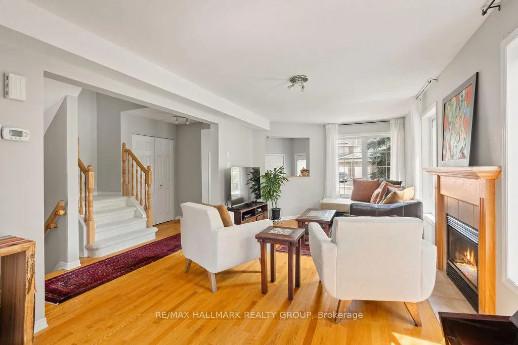 Photo 5 of 113 Carwood Circle, Ottawa, Carson Meadows — HOMEH