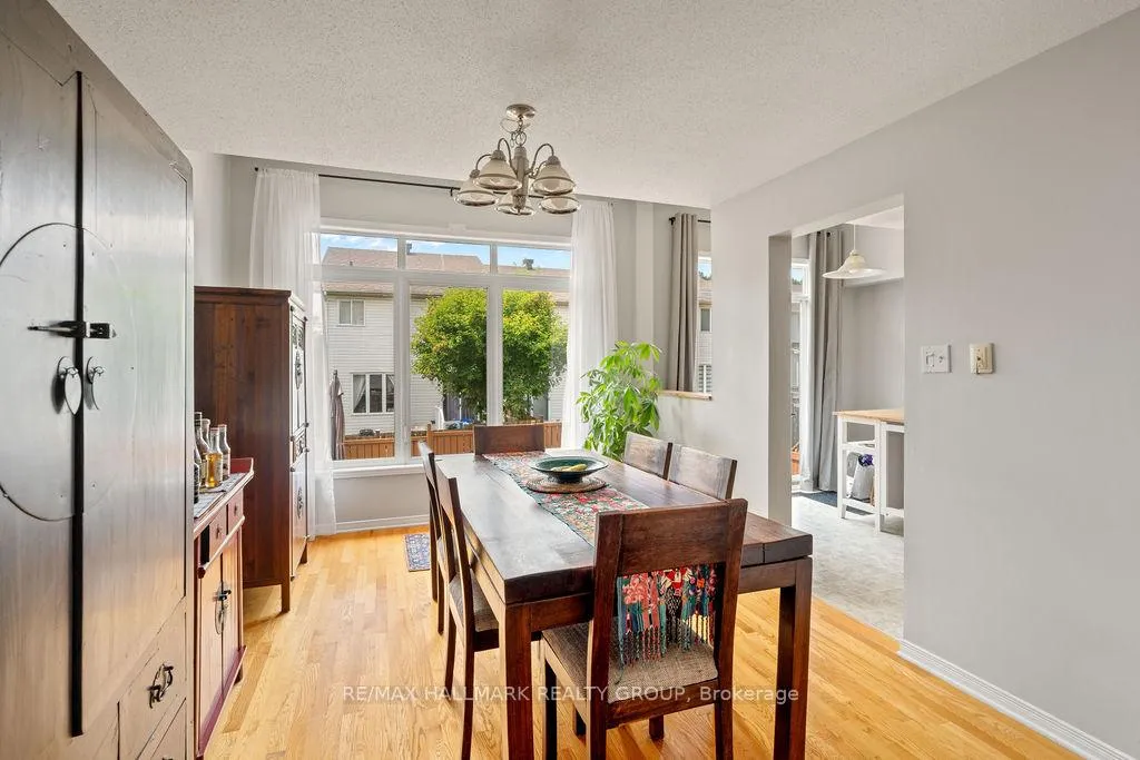Photo 7 of 113 Carwood Circle, Ottawa, Carson Meadows — HOMEH