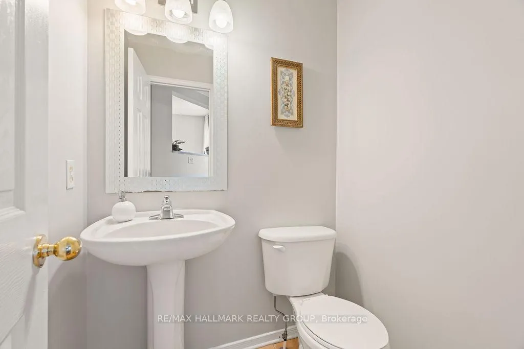 Photo 15 of 113 Carwood Circle, Ottawa, Carson Meadows — HOMEH