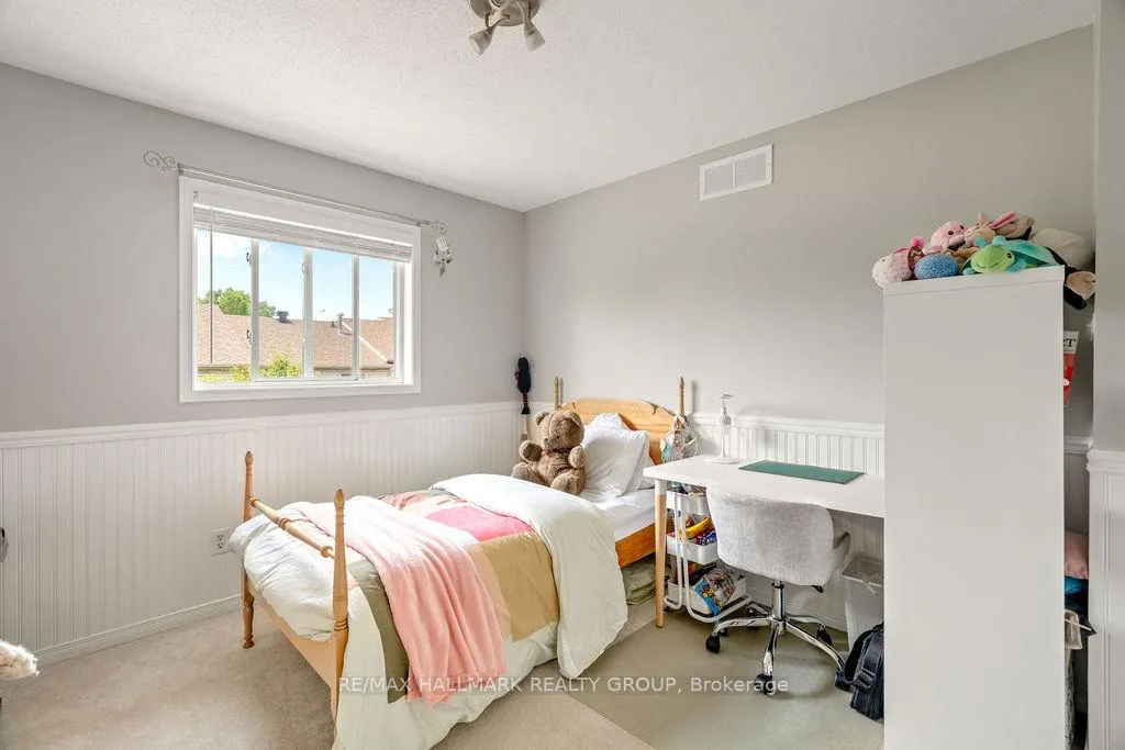 Photo 26 of 113 Carwood Circle, Ottawa, Carson Meadows — HOMEH