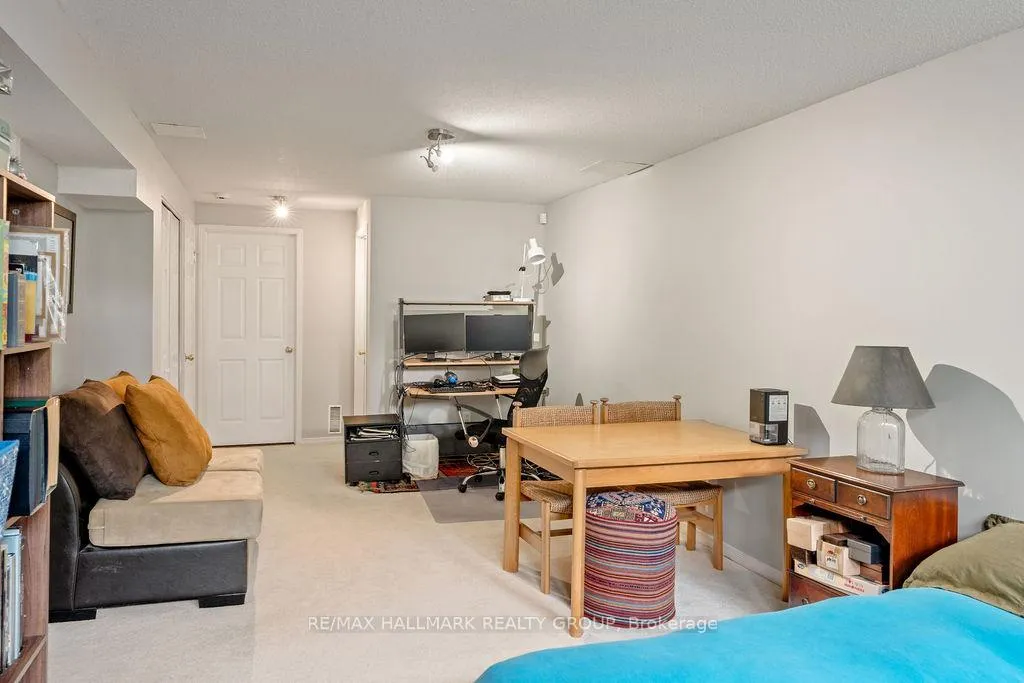 Photo 31 of 113 Carwood Circle, Ottawa, Carson Meadows — HOMEH
