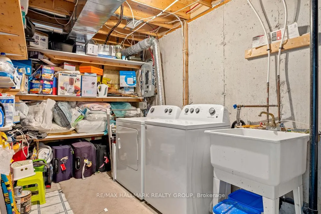 Photo 33 of 113 Carwood Circle, Ottawa, Carson Meadows — HOMEH