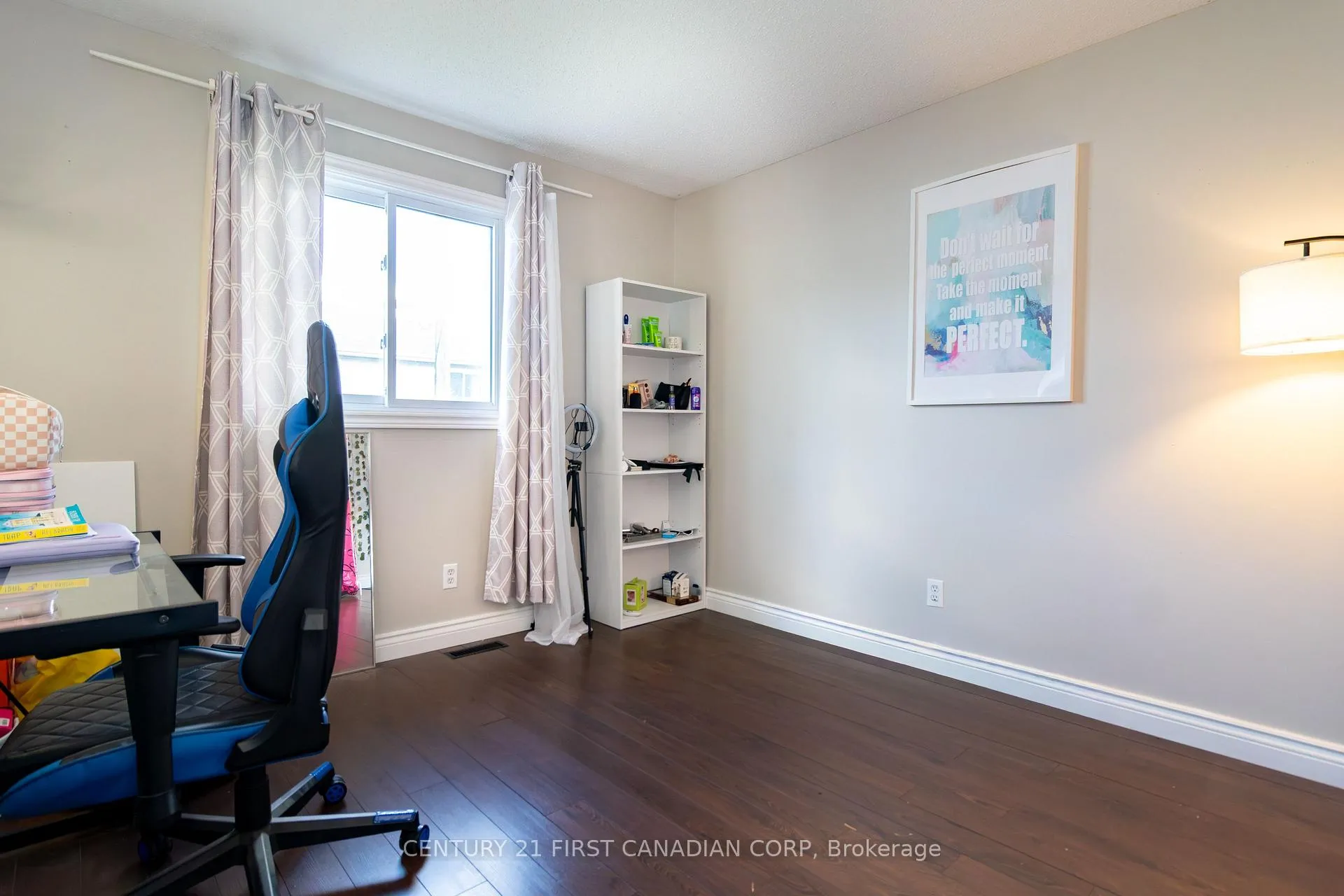 Photo 14 of Unit 101, 120 Centre Street, London, South E — HOMEH