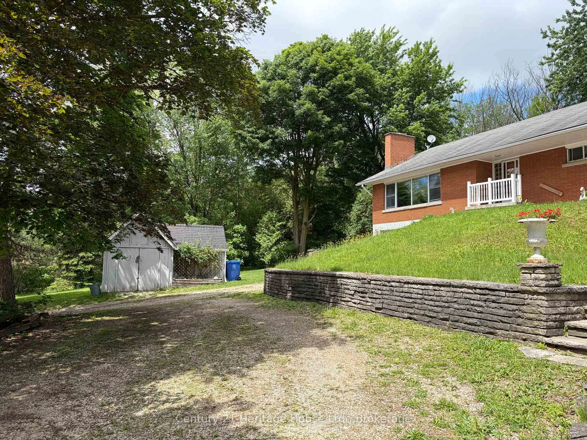 Photo 2 of 252 Durham Road W, West Grey — HOMEH