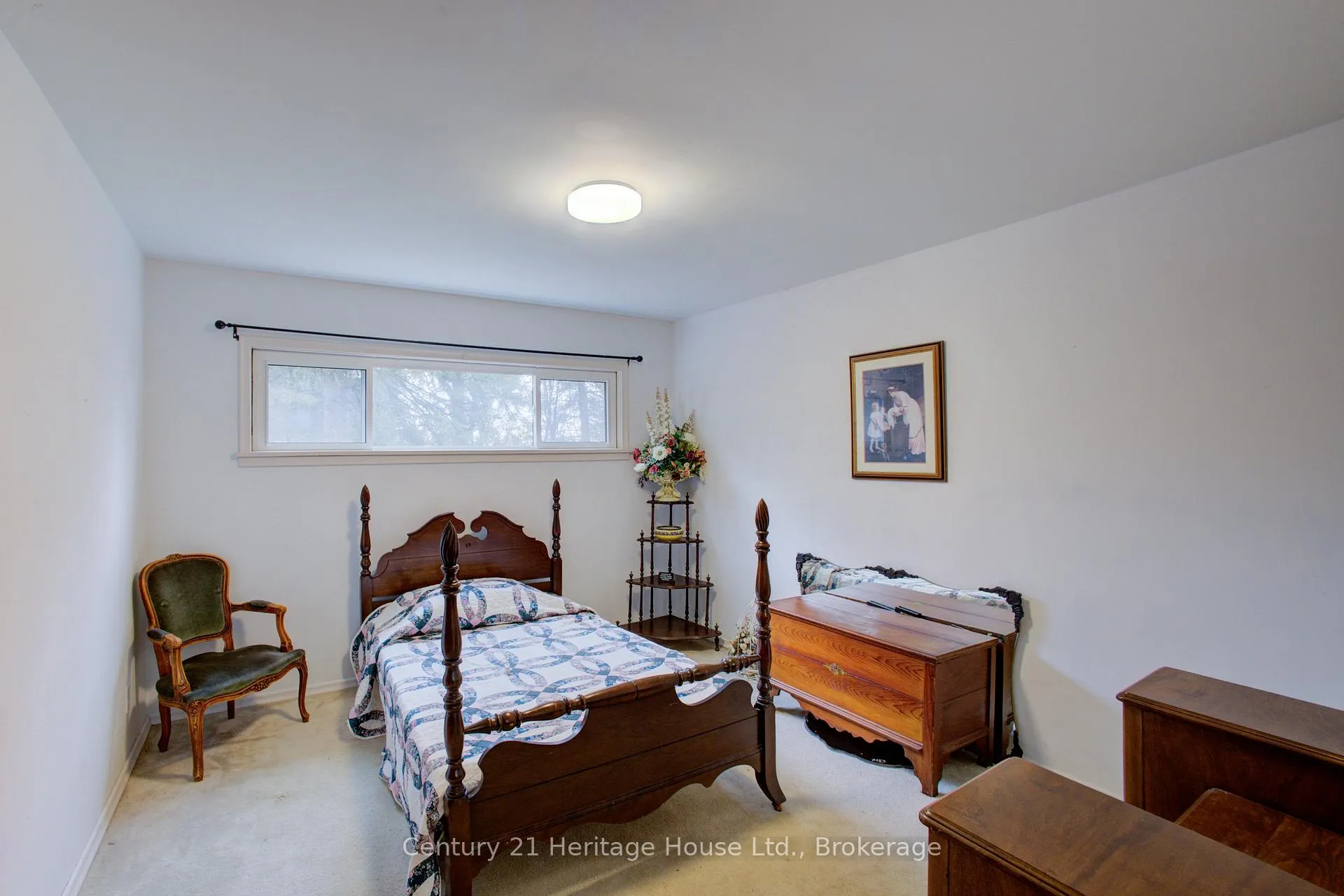 Photo 20 of 252 Durham Road W, West Grey — HOMEH