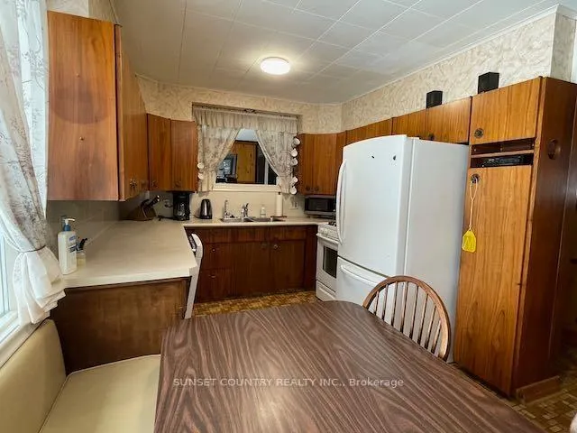 Photo 2 of 2044 Hwy 105, Kenora Remote Area, Blue Lake — HOMEH