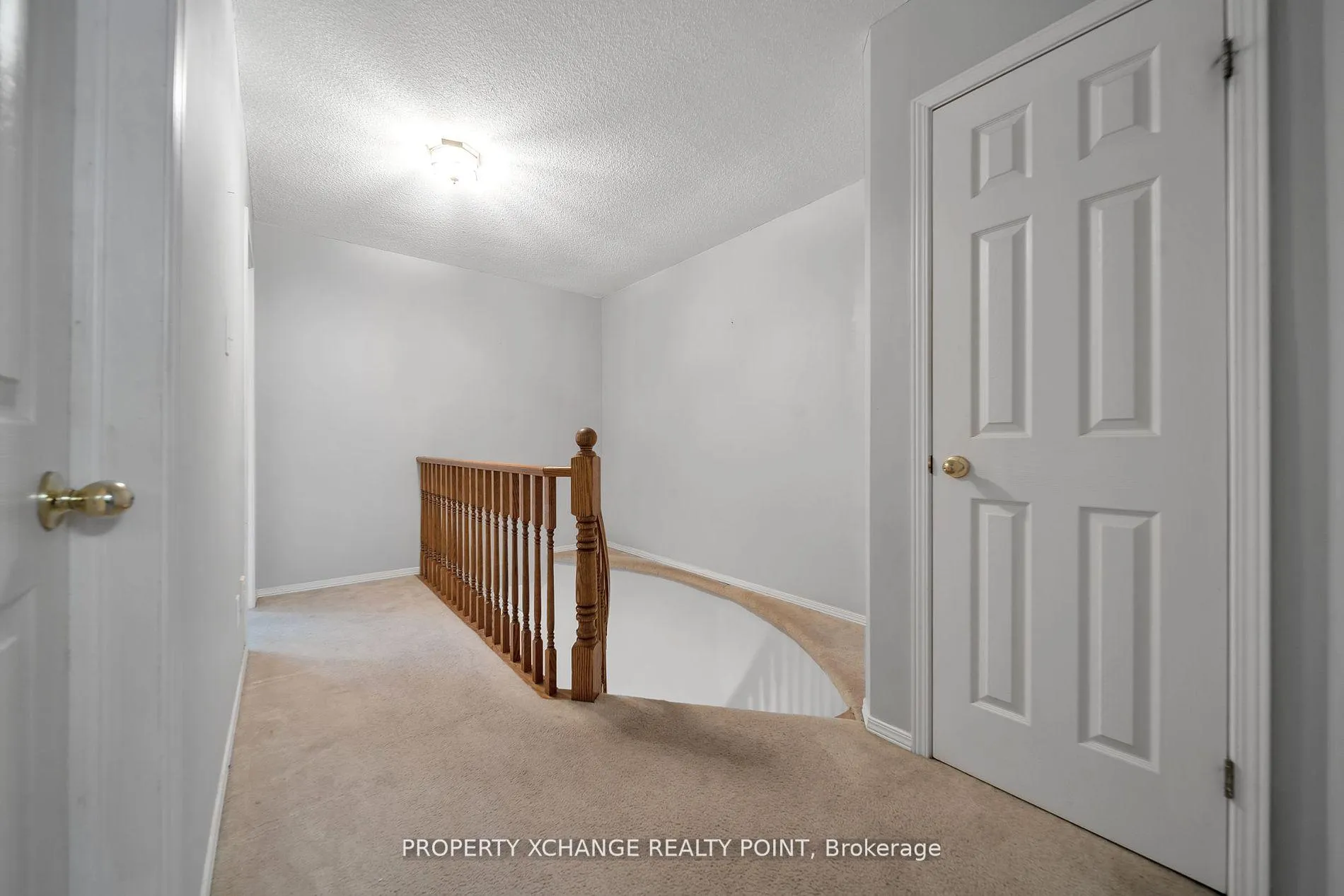 Photo 20 of 244 Candlewood Drive, Hamilton, Stoney Creek Mountain — HOMEH