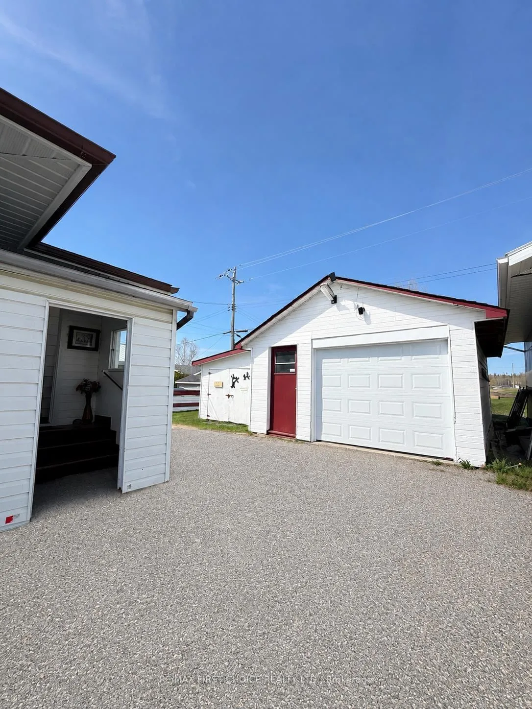Photo 2 of 114 Nishnabe Miikena, Greenstone — HOMEH