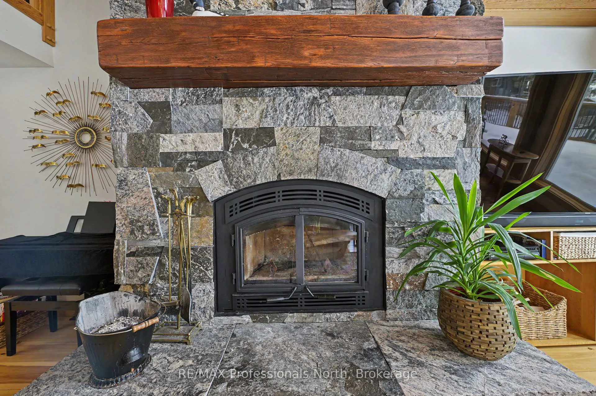 Photo 12 of 1015 Bluestone Lane, Minden Hills, Lutterworth — HOMEH