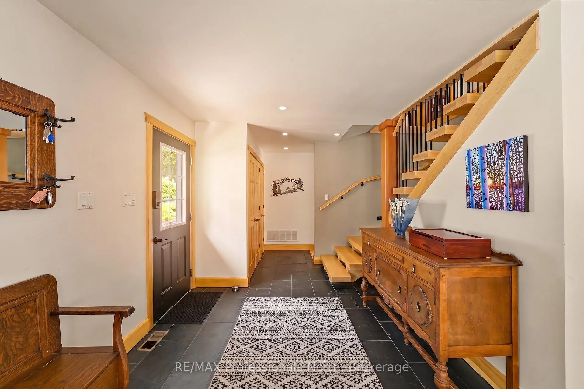 Photo 16 of 1015 Bluestone Lane, Minden Hills, Lutterworth — HOMEH