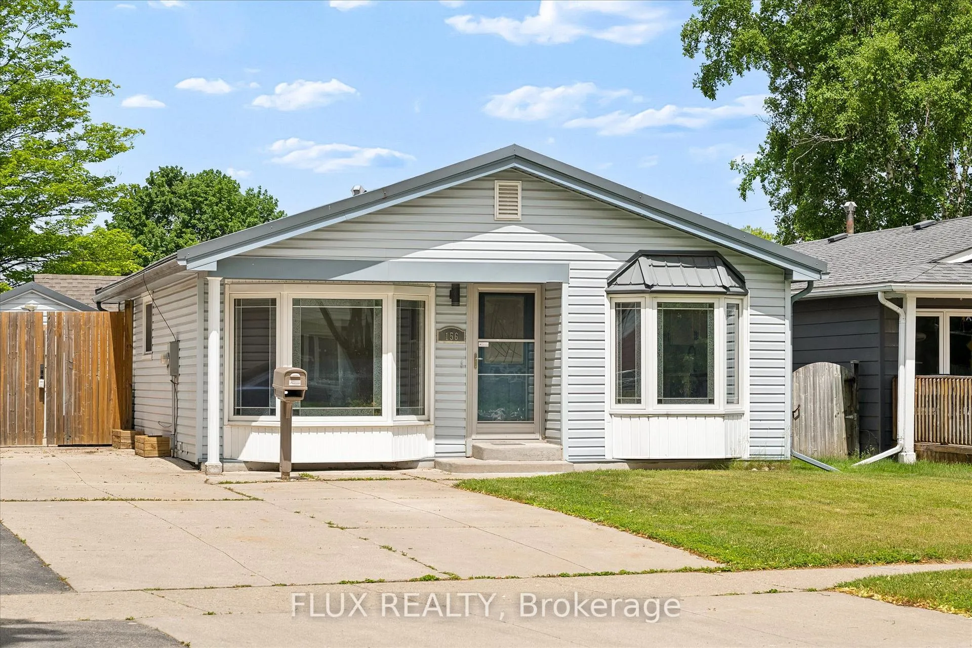 Photo 1 of 156 Traynor Avenue, Kitchener, Vanier - Kitchener — HOMEH