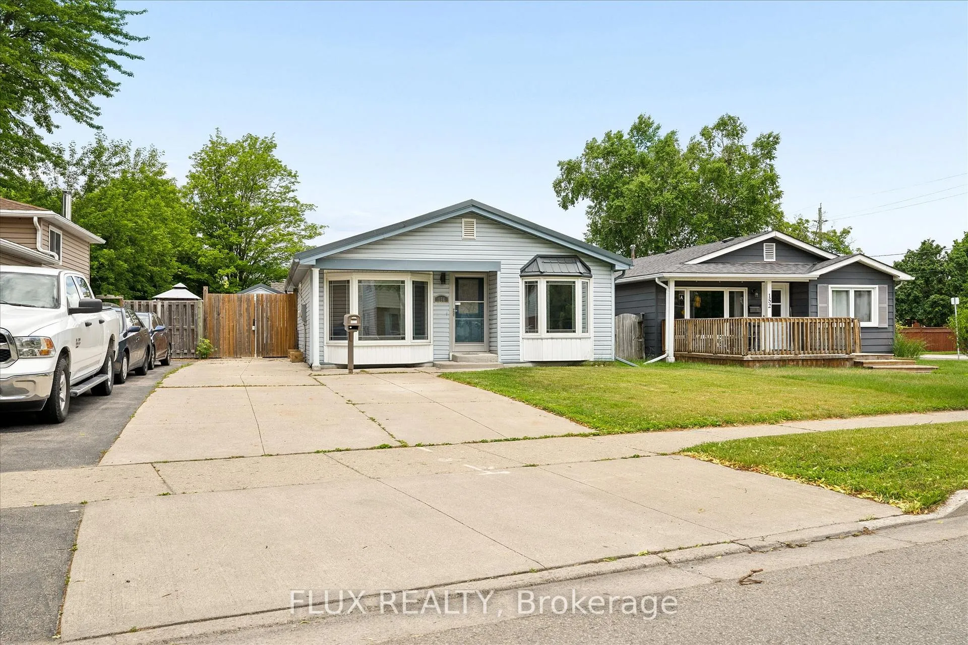 Photo 3 of 156 Traynor Avenue, Kitchener, Vanier - Kitchener — HOMEH