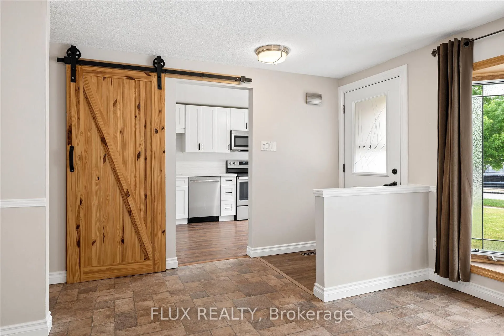 Photo 8 of 156 Traynor Avenue, Kitchener, Vanier - Kitchener — HOMEH