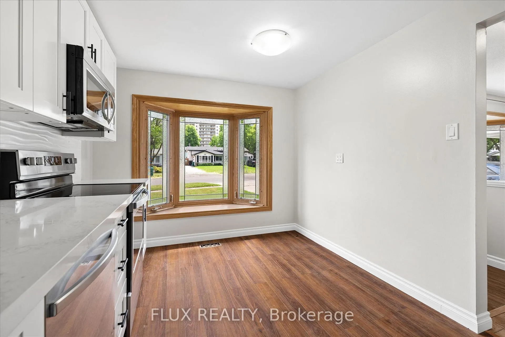 Photo 17 of 156 Traynor Avenue, Kitchener, Vanier - Kitchener — HOMEH