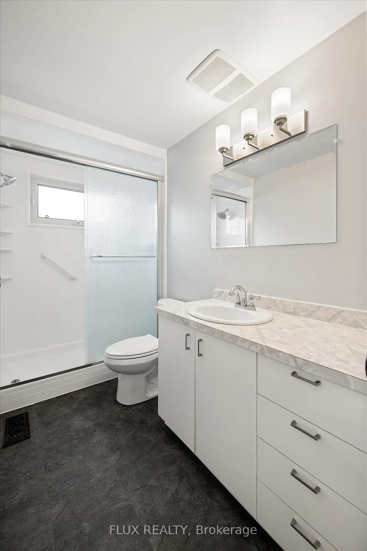 Photo 23 of 156 Traynor Avenue, Kitchener, Vanier - Kitchener — HOMEH