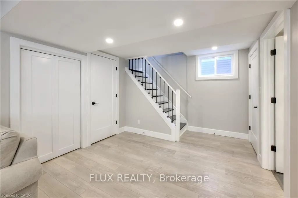 Photo 25 of 156 Traynor Avenue, Kitchener, Vanier - Kitchener — HOMEH