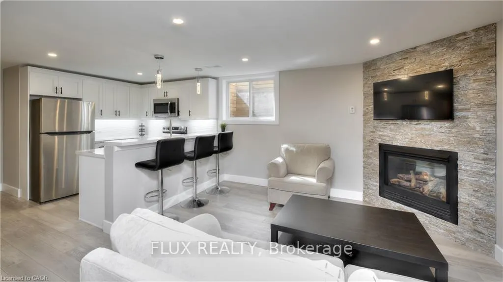 Photo 28 of 156 Traynor Avenue, Kitchener, Vanier - Kitchener — HOMEH