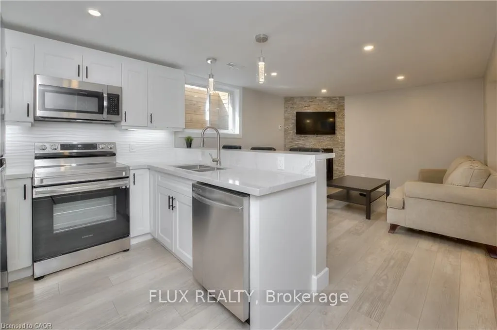 Photo 32 of 156 Traynor Avenue, Kitchener, Vanier - Kitchener — HOMEH