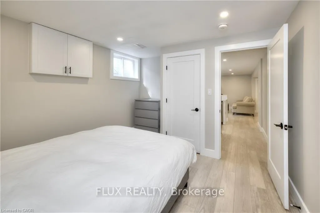 Photo 40 of 156 Traynor Avenue, Kitchener, Vanier - Kitchener — HOMEH