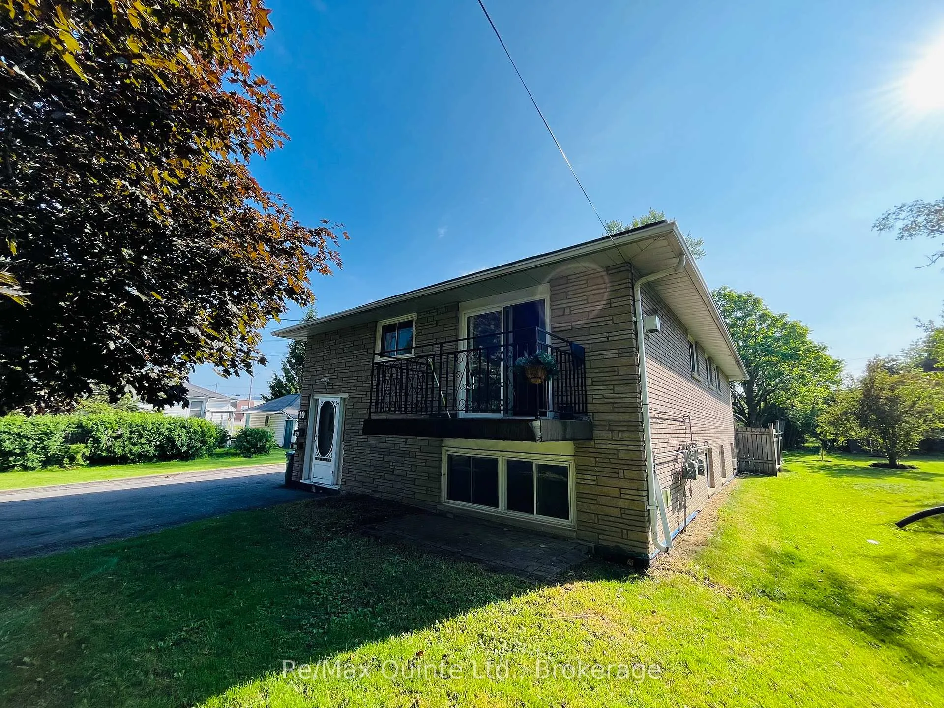Photo 6 of 10 Shamrock Road, Belleville, Belleville Ward — HOMEH