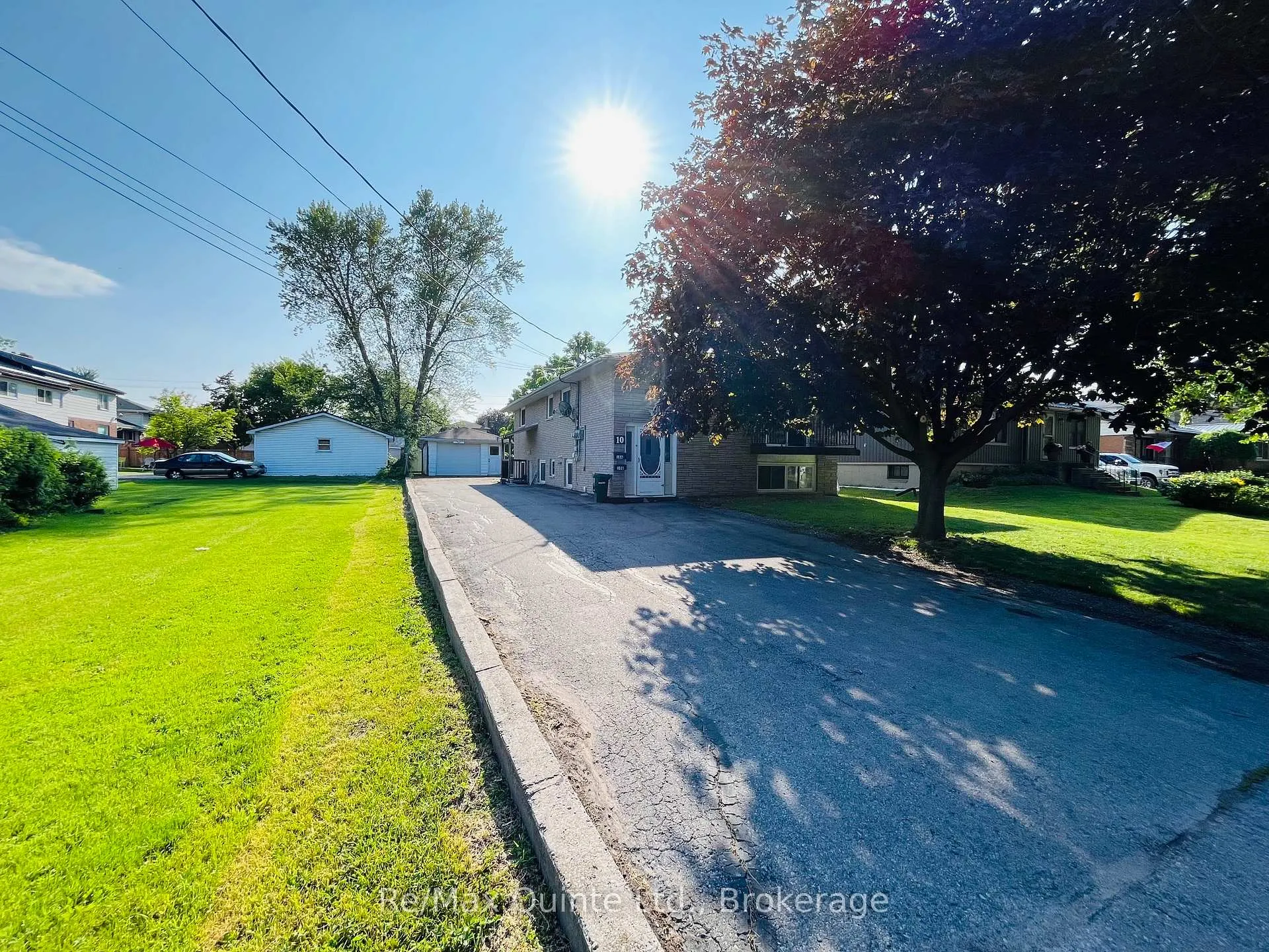 Photo 33 of 10 Shamrock Road, Belleville, Belleville Ward — HOMEH