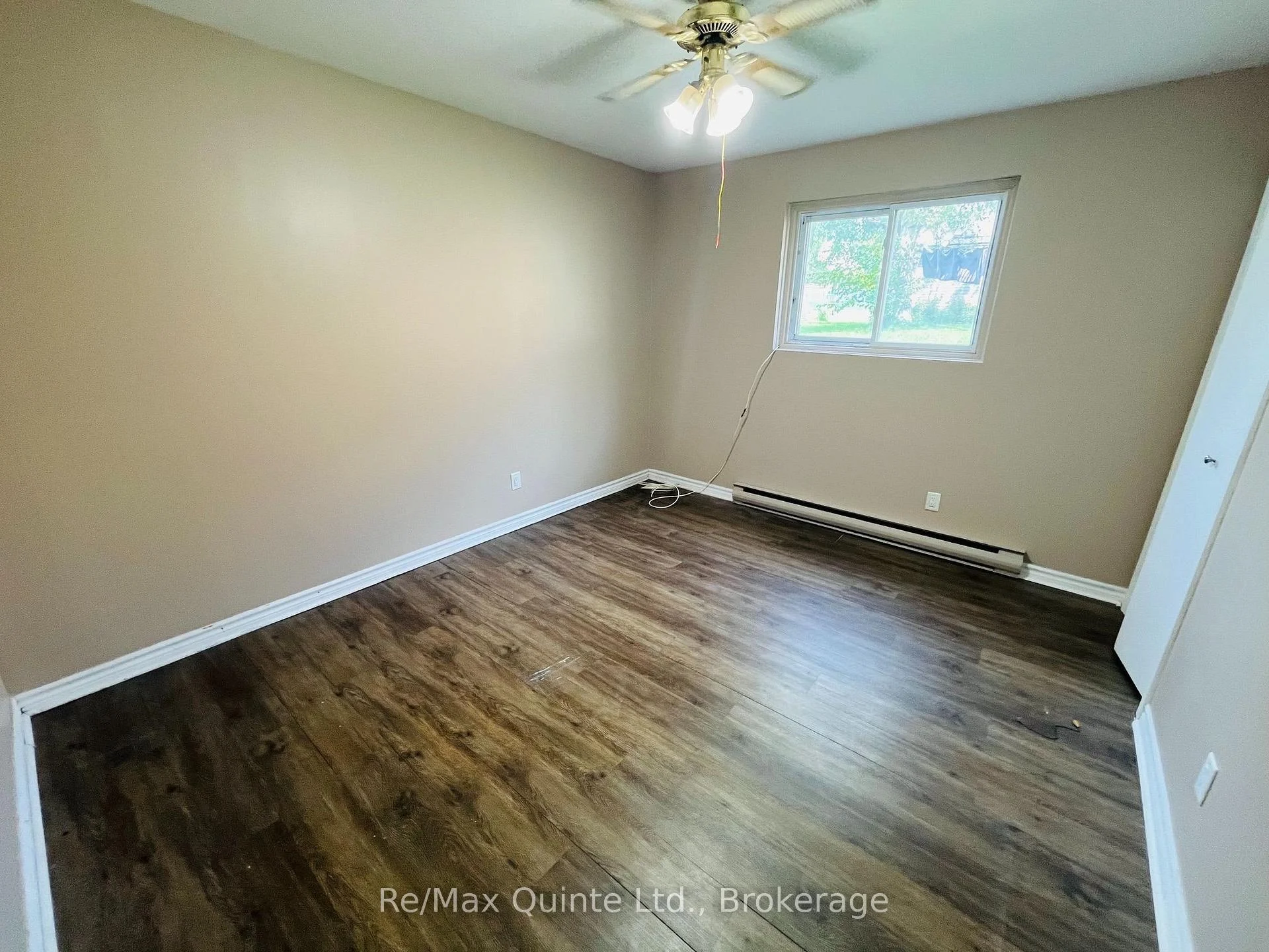 Photo 19 of 10 Shamrock Road, Belleville, Belleville Ward — HOMEH