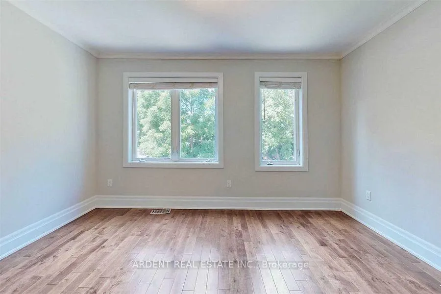 Photo 26 of 486 Main Street, Toronto, Woodbine-Lumsden — HOMEH