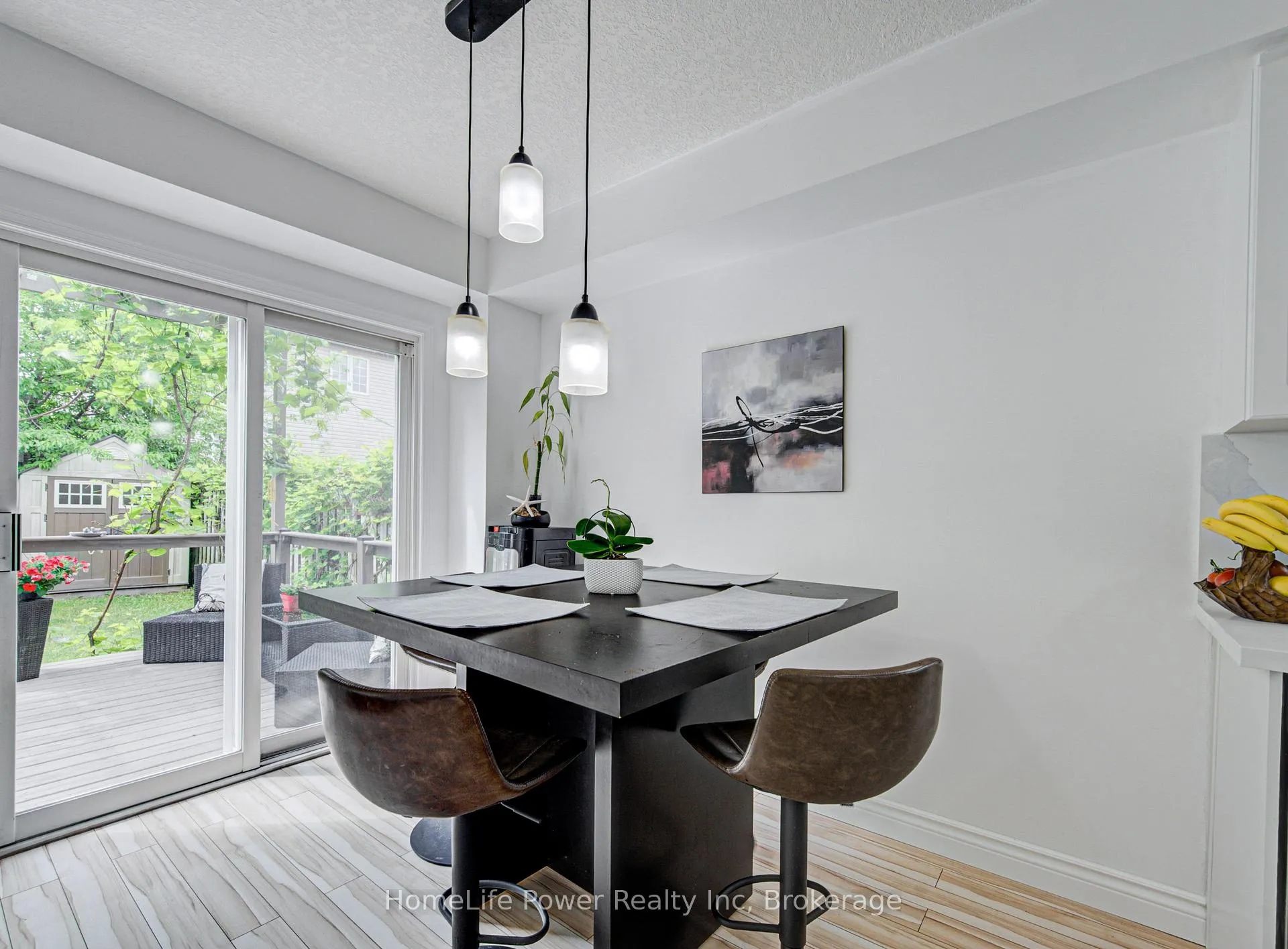 Photo 13 of 533 Activa Avenue, Kitchener, Larentian West — HOMEH