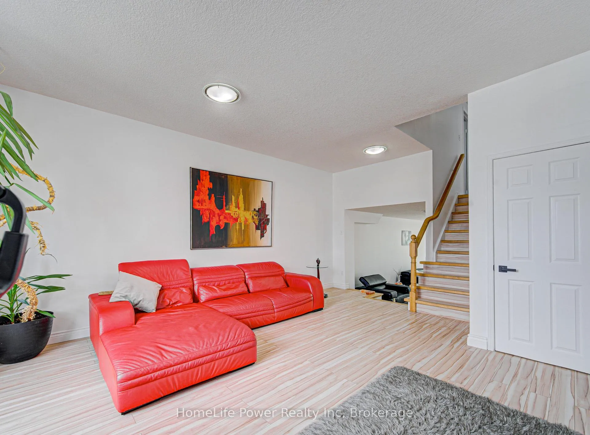 Photo 22 of 533 Activa Avenue, Kitchener, Larentian West — HOMEH