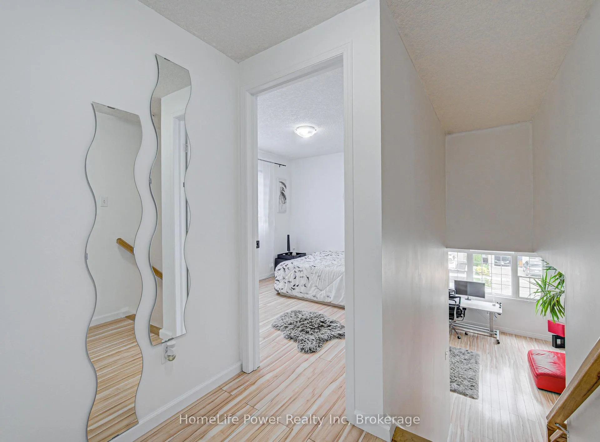 Photo 23 of 533 Activa Avenue, Kitchener, Larentian West — HOMEH
