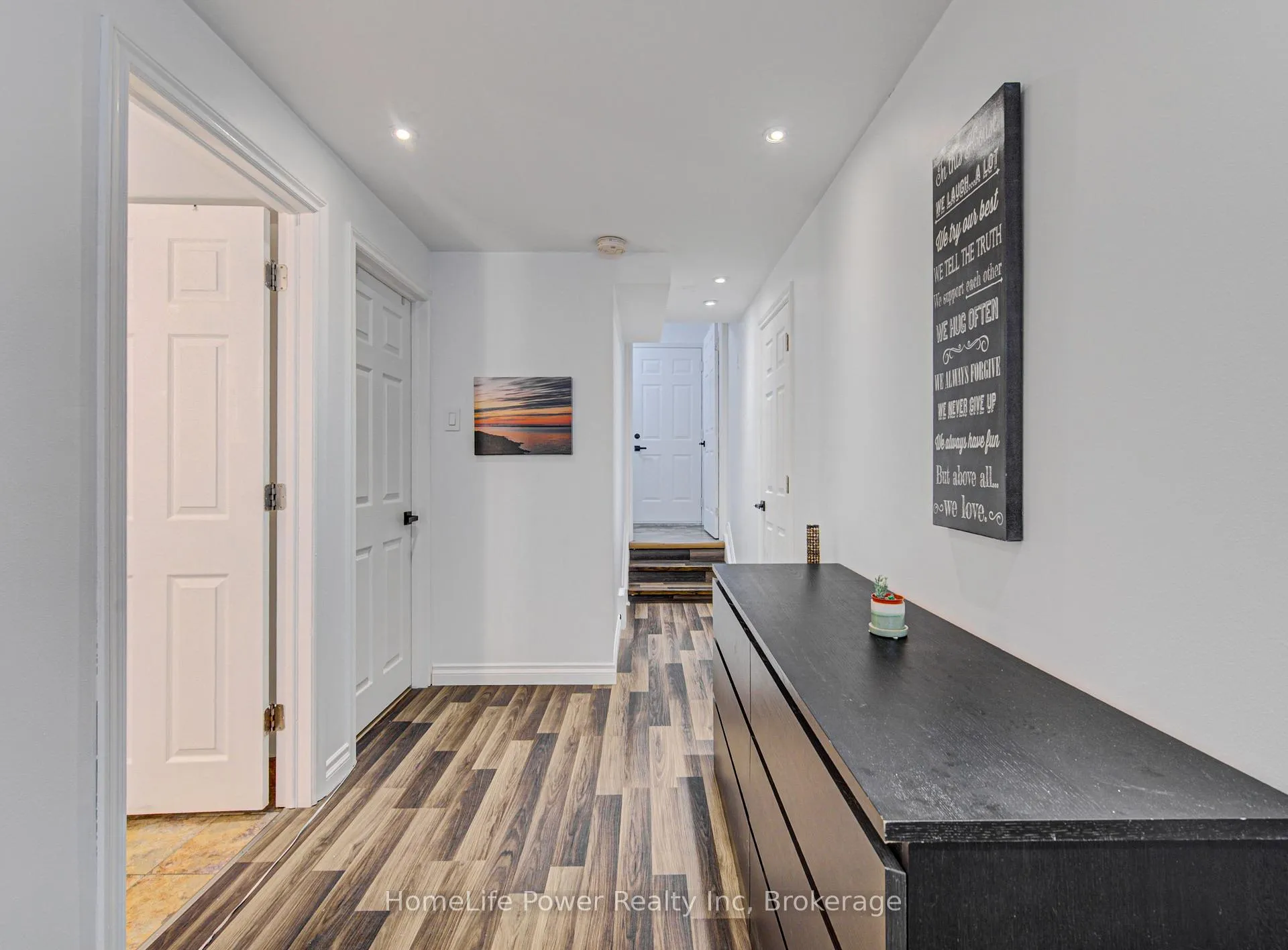 Photo 31 of 533 Activa Avenue, Kitchener, Larentian West — HOMEH