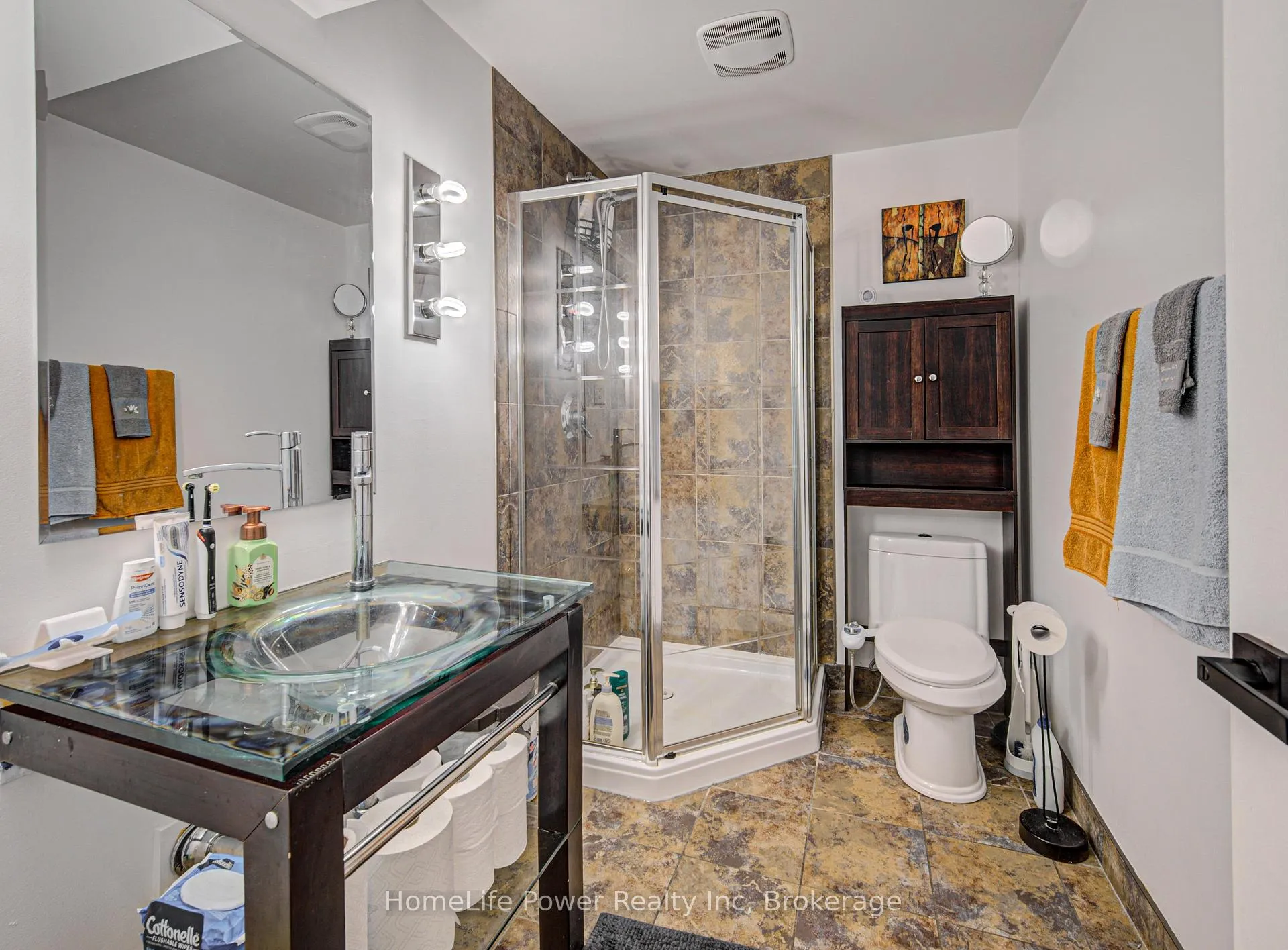 Photo 36 of 533 Activa Avenue, Kitchener, Larentian West — HOMEH
