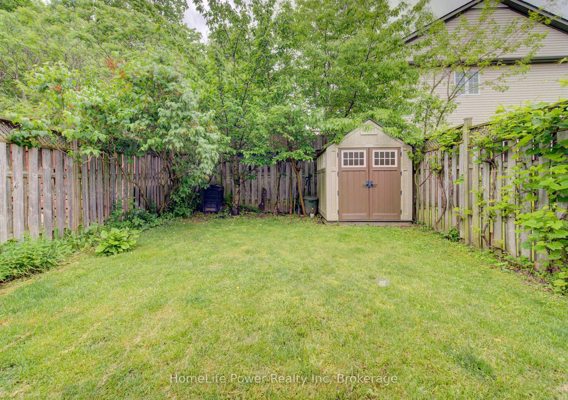 Photo 44 of 533 Activa Avenue, Kitchener, Larentian West — HOMEH