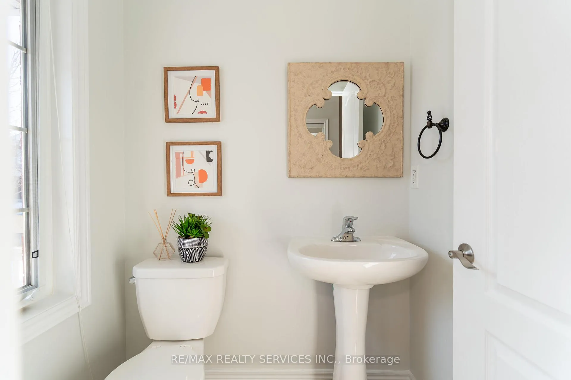 Photo 13 of 112 Amaranth Crescent, Brampton, Northwest Sandalwood Parkway — HOMEH