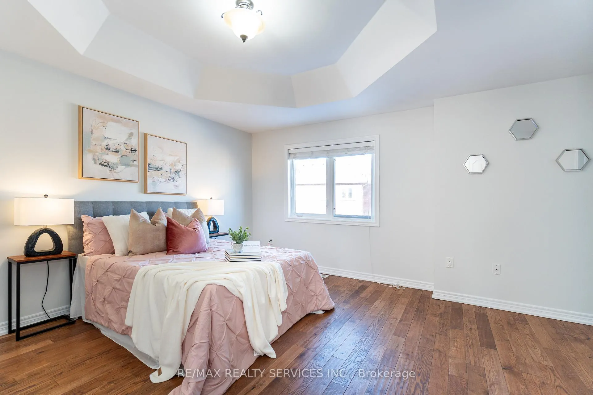 Photo 18 of 112 Amaranth Crescent, Brampton, Northwest Sandalwood Parkway — HOMEH