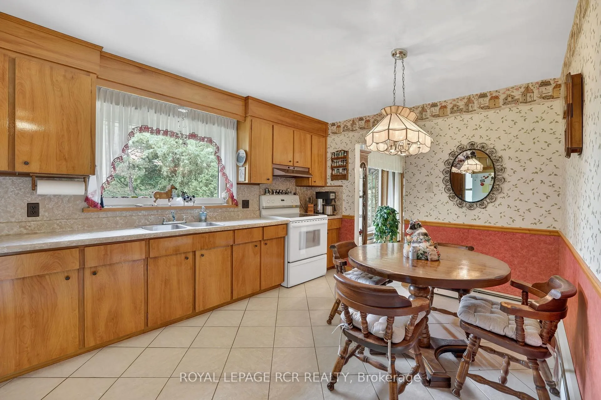 Photo 13 of 3410 19th Side Road, King, Rural King — HOMEH