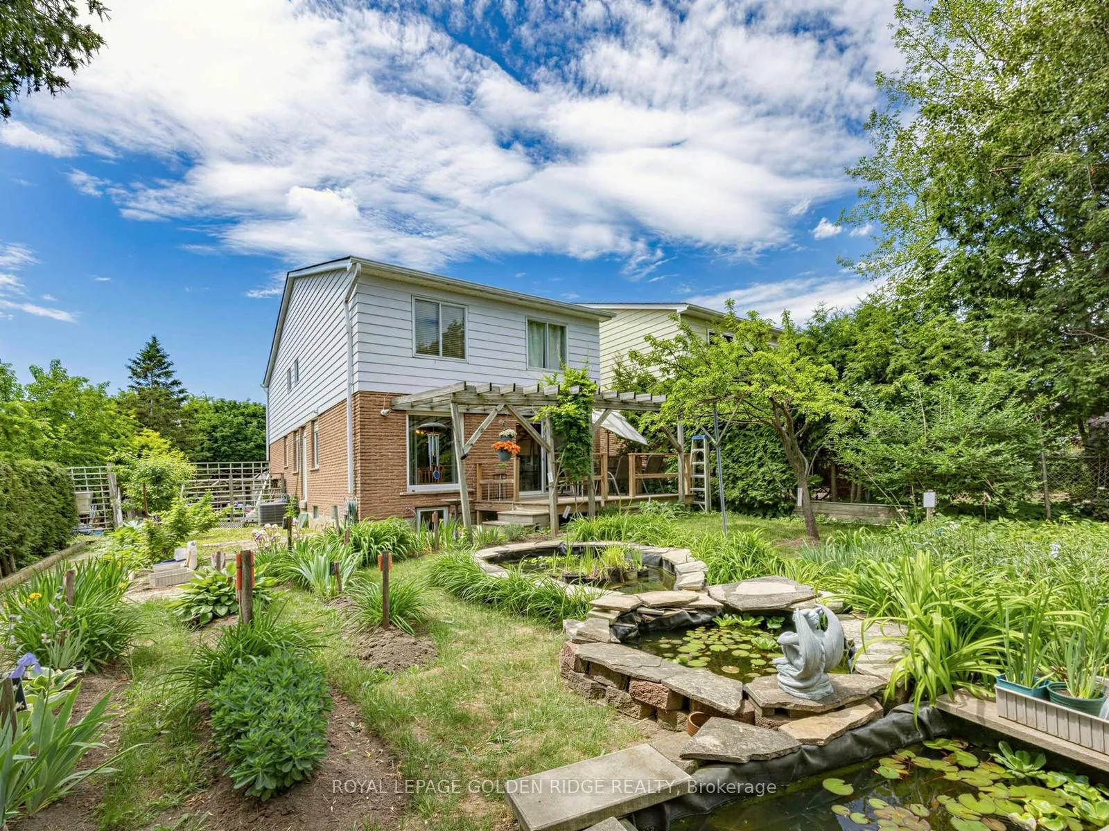 Photo 33 of 23 Natalie Court, Markham, Markham Village — HOMEH