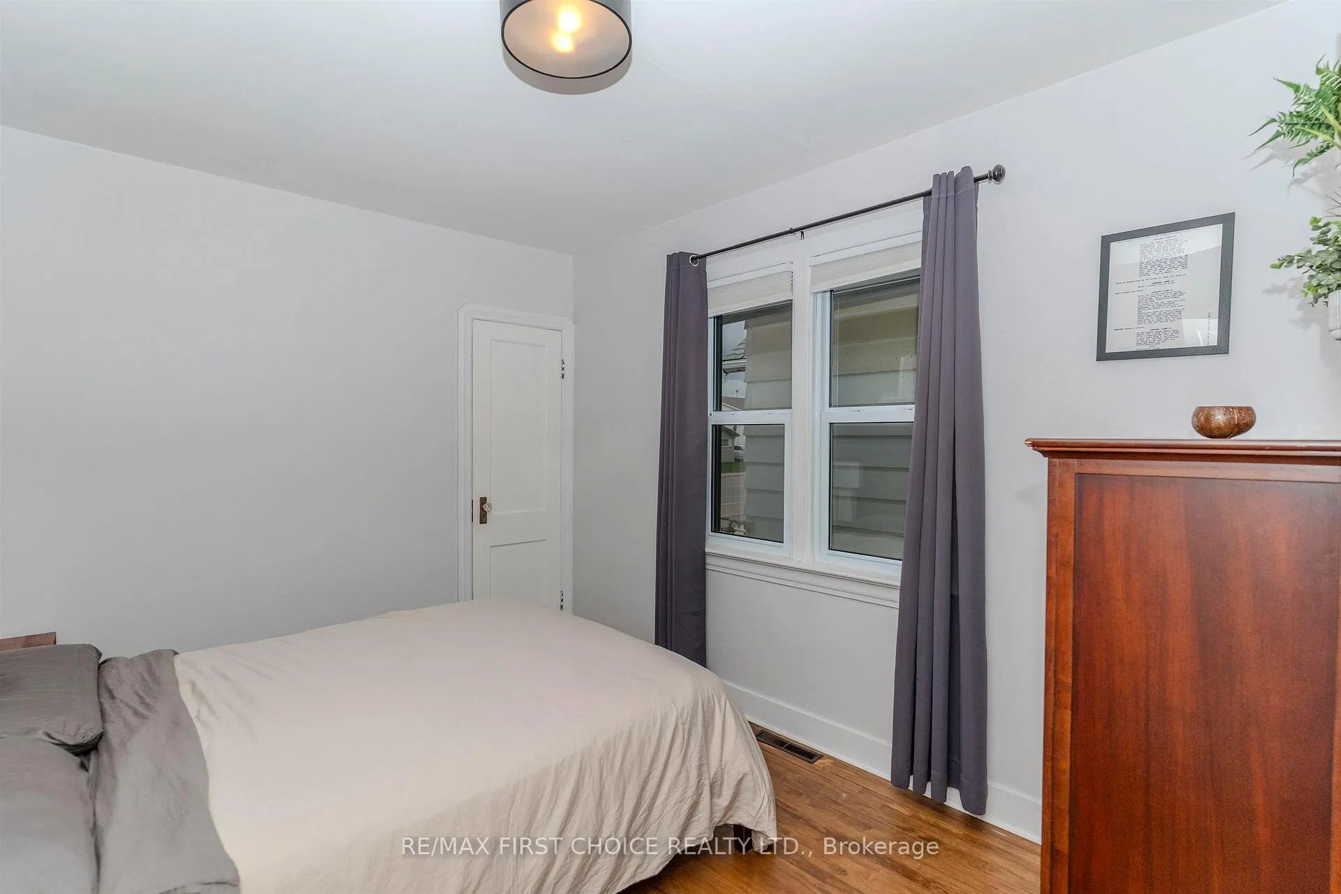 Photo 18 of 1503 Walsh Street E, Thunder Bay, Hyde Park — HOMEH