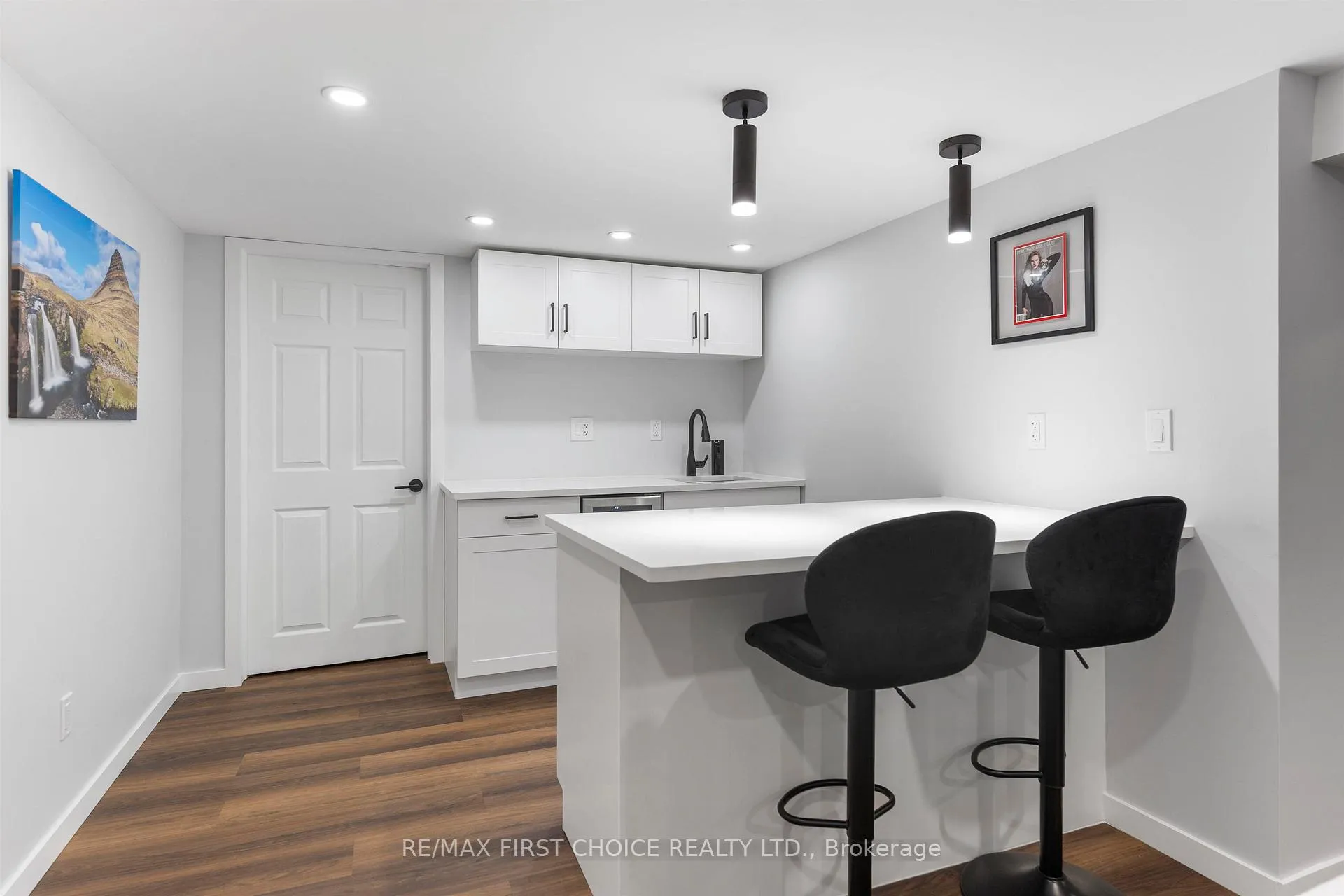 Photo 33 of 1503 Walsh Street E, Thunder Bay, Hyde Park — HOMEH