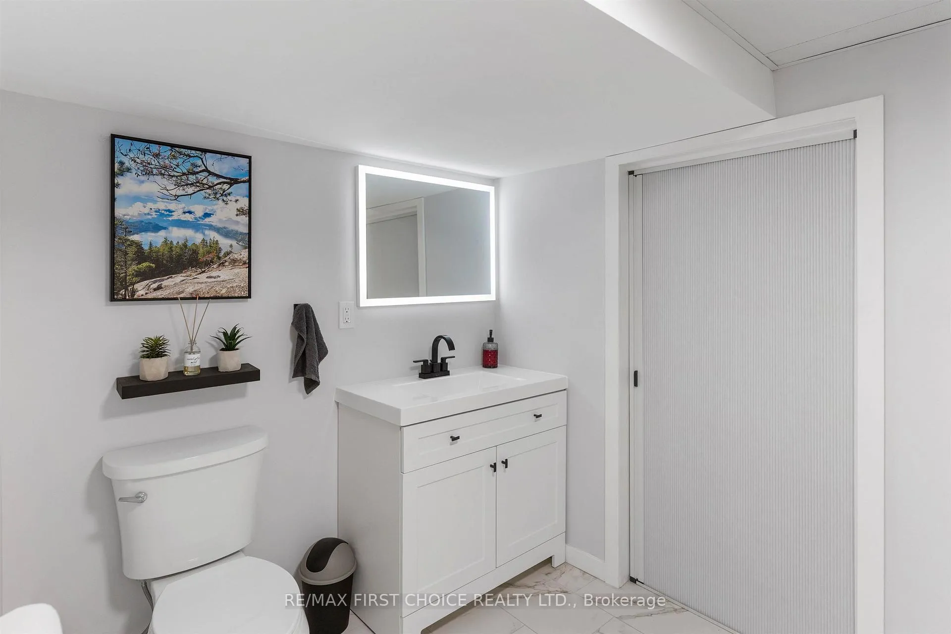 Photo 38 of 1503 Walsh Street E, Thunder Bay, Hyde Park — HOMEH