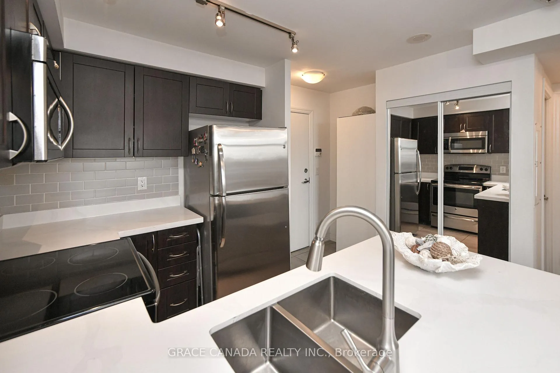 Photo 22 of Unit 508, 1940 Ironstone Drive, Burlington, Uptown — HOMEH