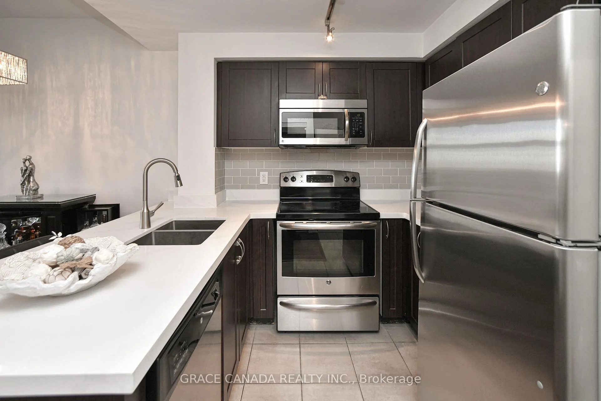 Photo 27 of Unit 508, 1940 Ironstone Drive, Burlington, Uptown — HOMEH