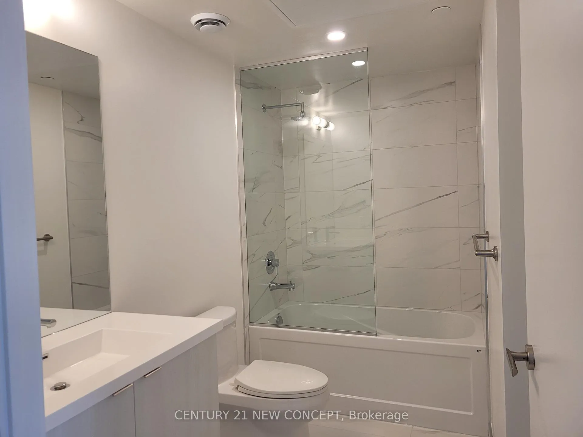 Photo 14 of Unit 3909, 138 Downes Street, Toronto, Waterfront Communities — HOMEH